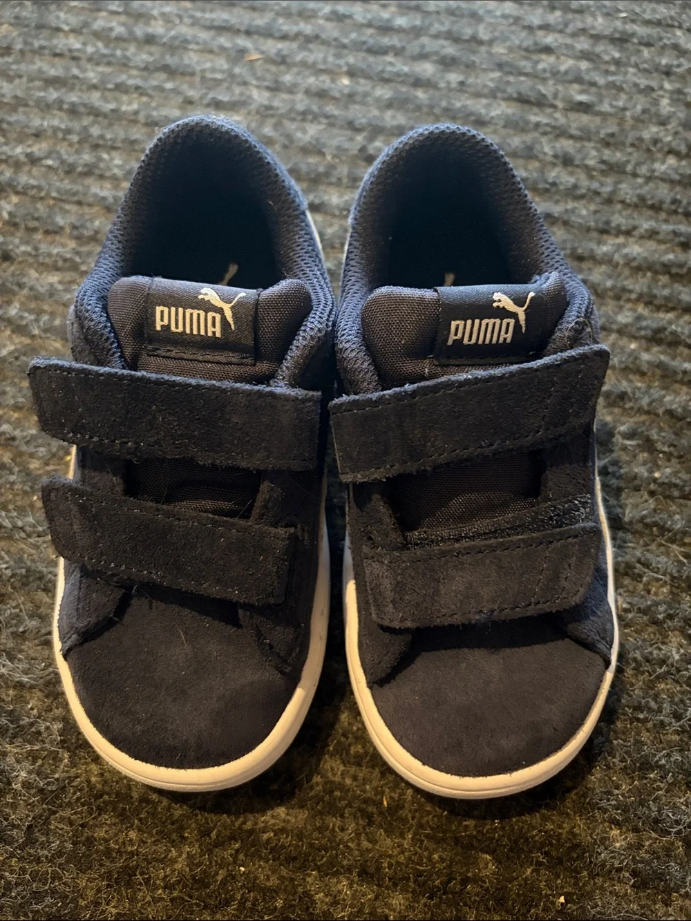 Puma Kids Classic Suede Navy/White Velcro Sport Sneakers - Sz:8